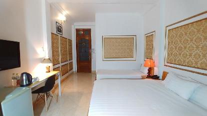 Deluxe Twin Room - Guestroom