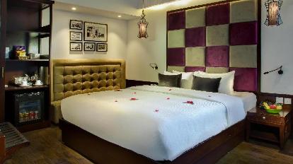 Deluxe Double Room - Bed