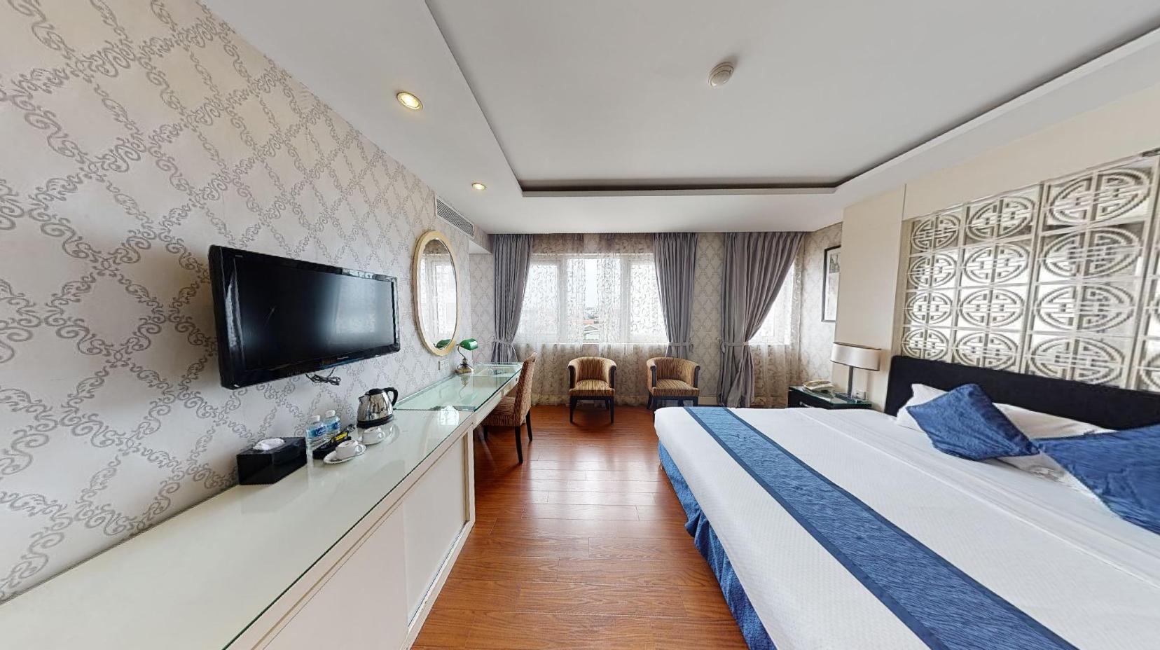 King Double Room - Bedroom