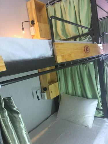 Single Bed in 10-Bed Dormitory Room