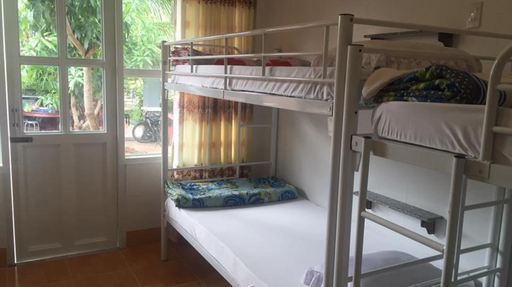 1 Bed in 8-Bed Mixed Dormitory Room