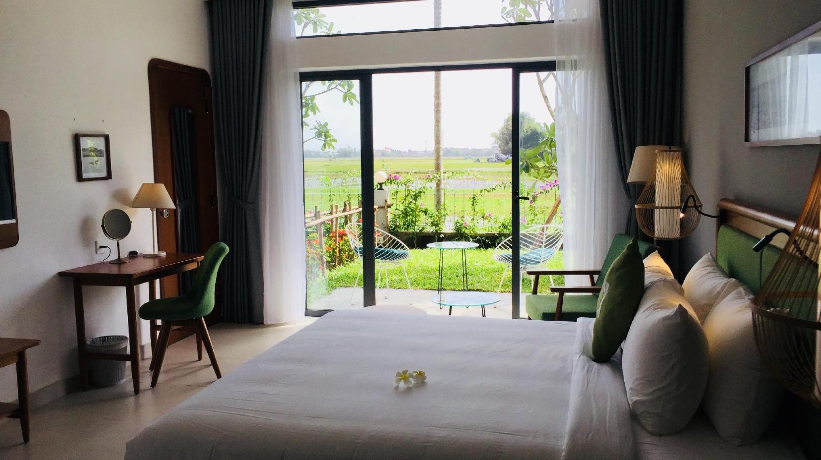 Grand Deluxe Double Room Rice field View - Balcony/terrace