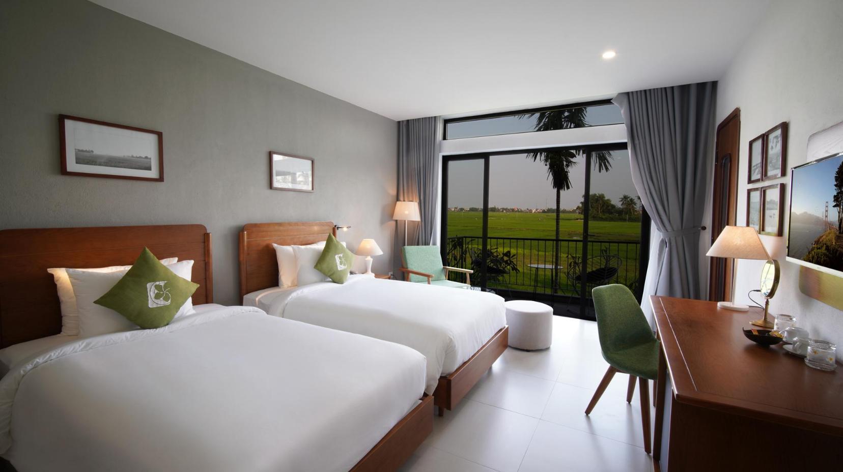 Deluxe Double or Twin Room Rice field View with Balcony