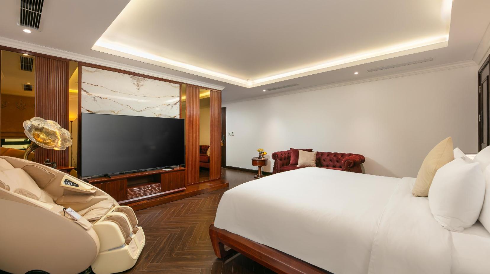 Grand Suite Room - Bed