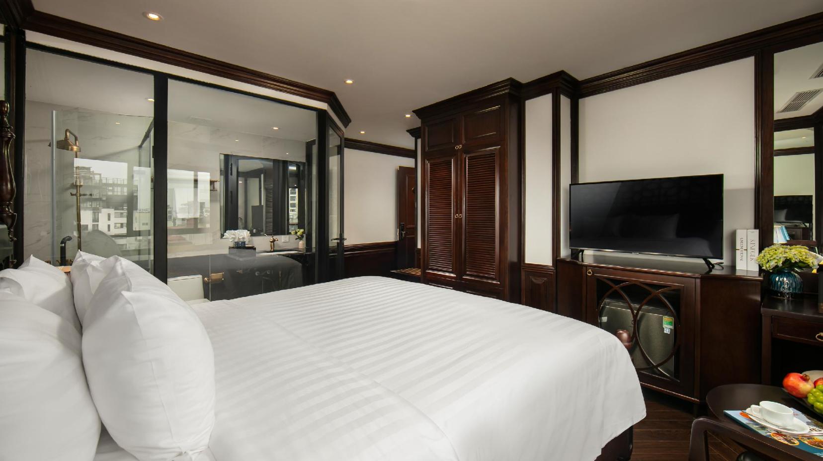 Executive Suite - City View - Bed