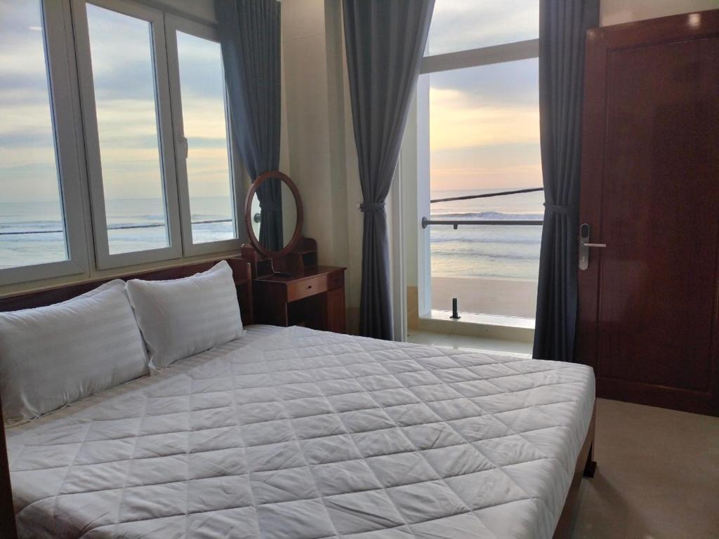 Deluxe Double Room with Sea View