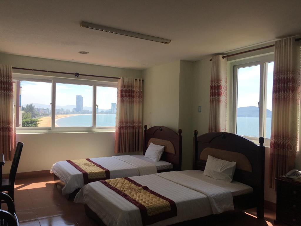 Triple Room with Sea View