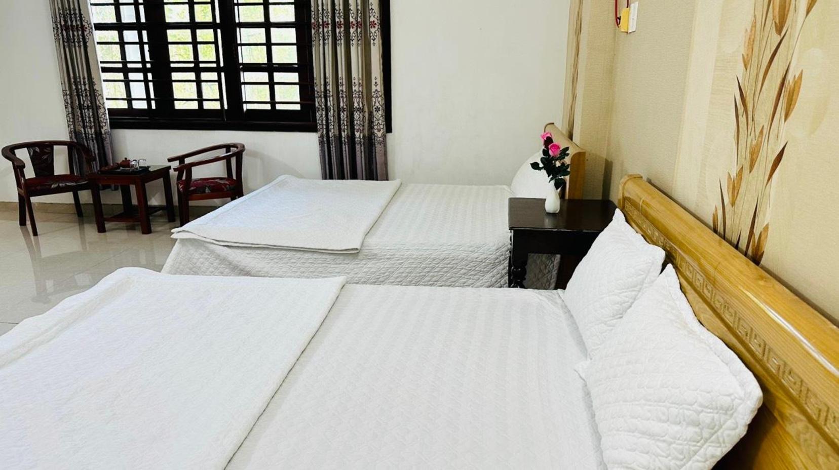 2 Double Beds - Bedroom