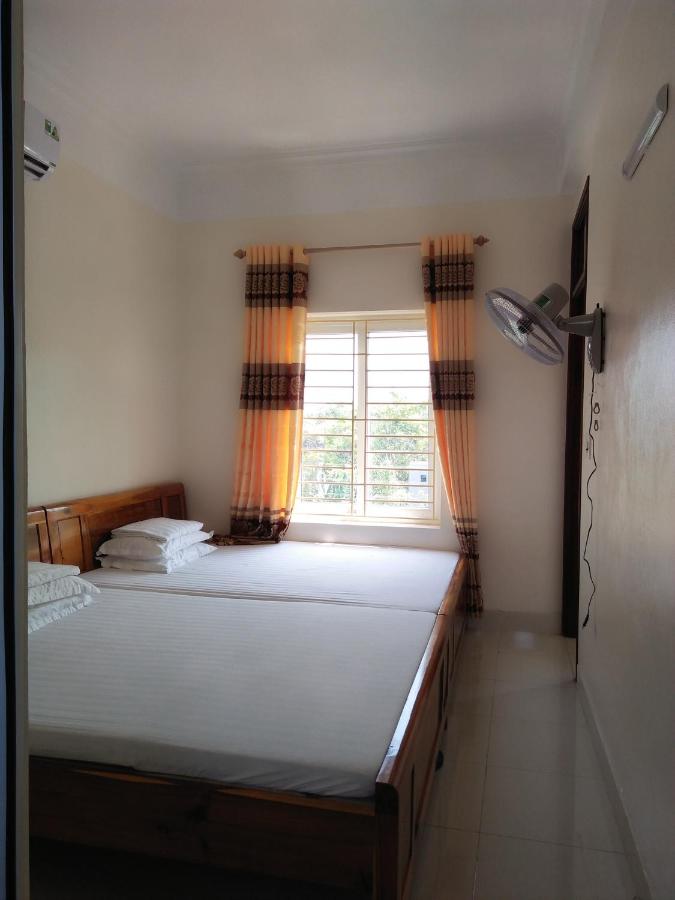 Double or Twin Room with Mountain View