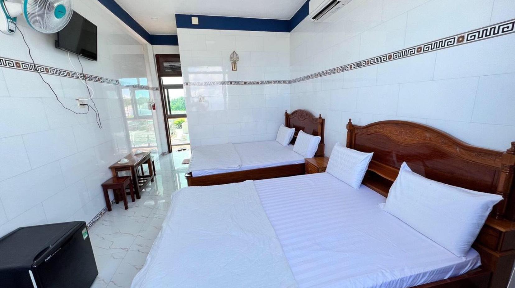 2 Double Beds Sea View - Bed