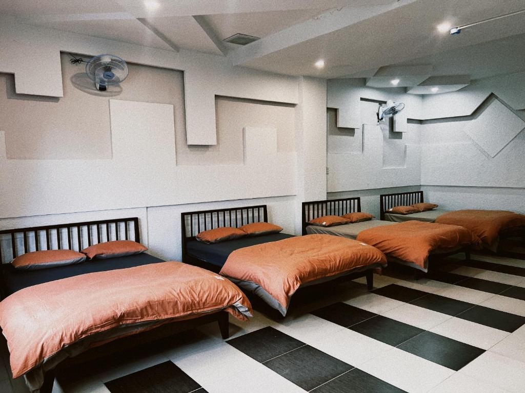 4-Bed Mixed Dormitory Room