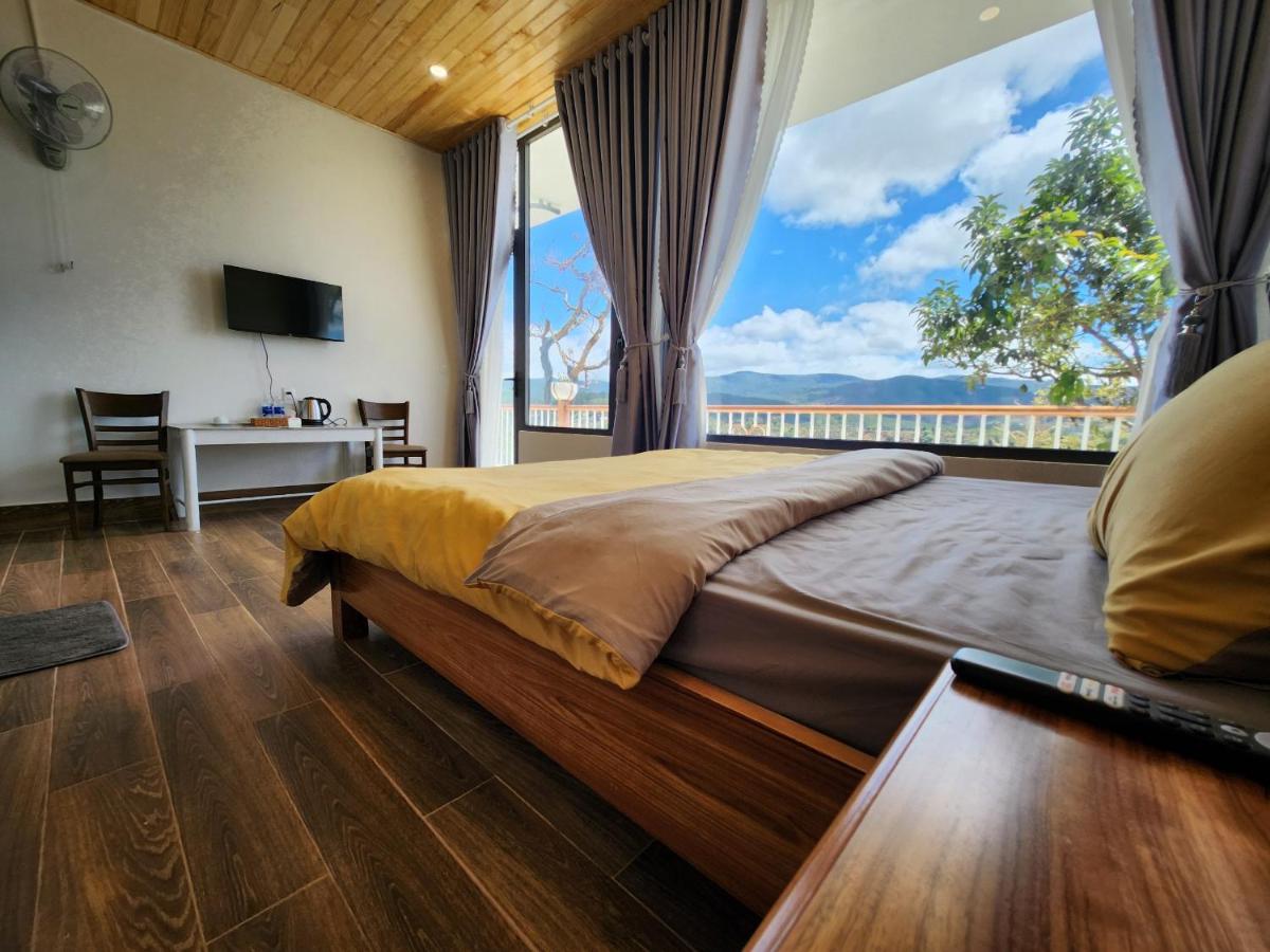 Double Room with Mountain View