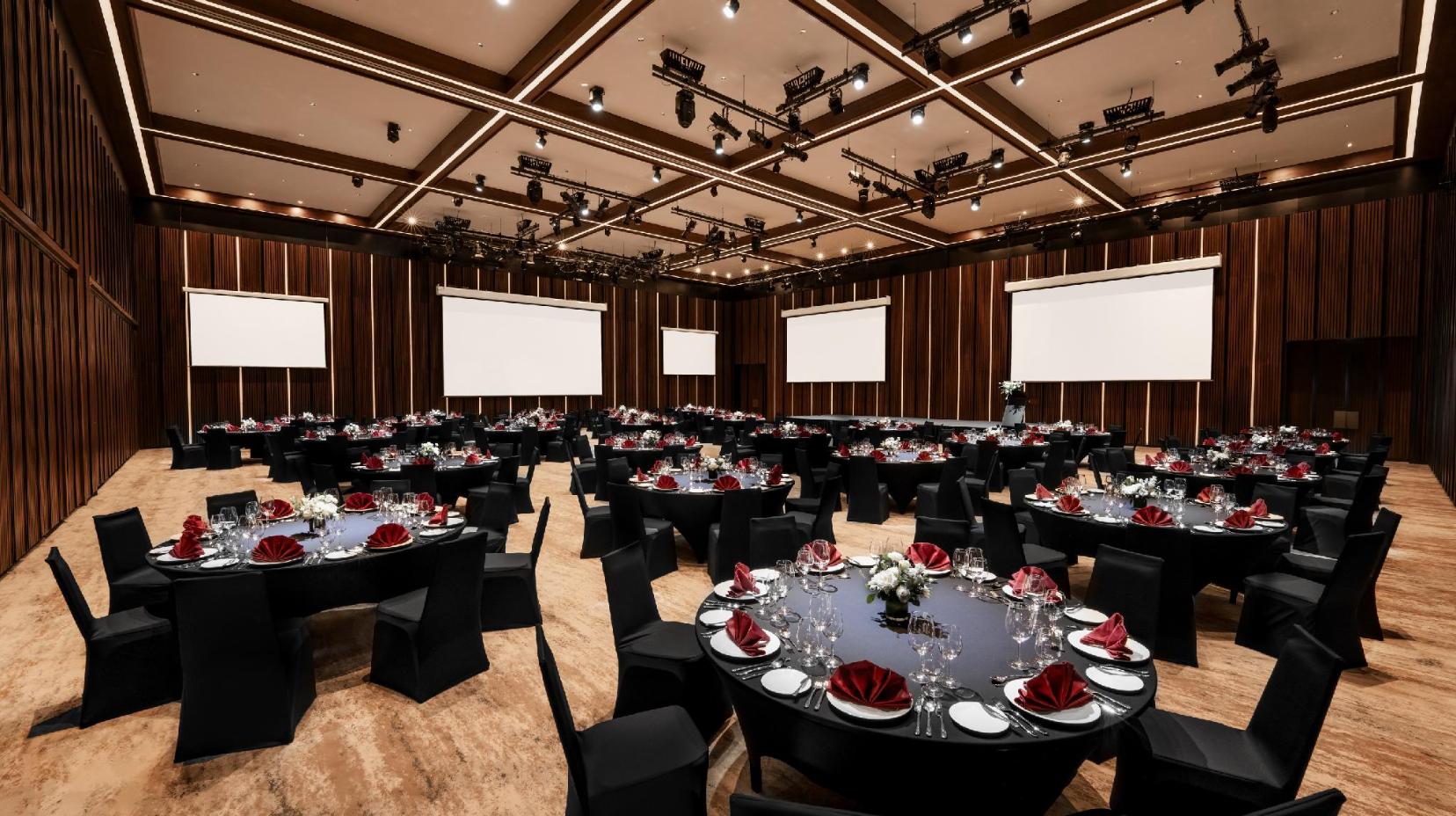 Banquet hall