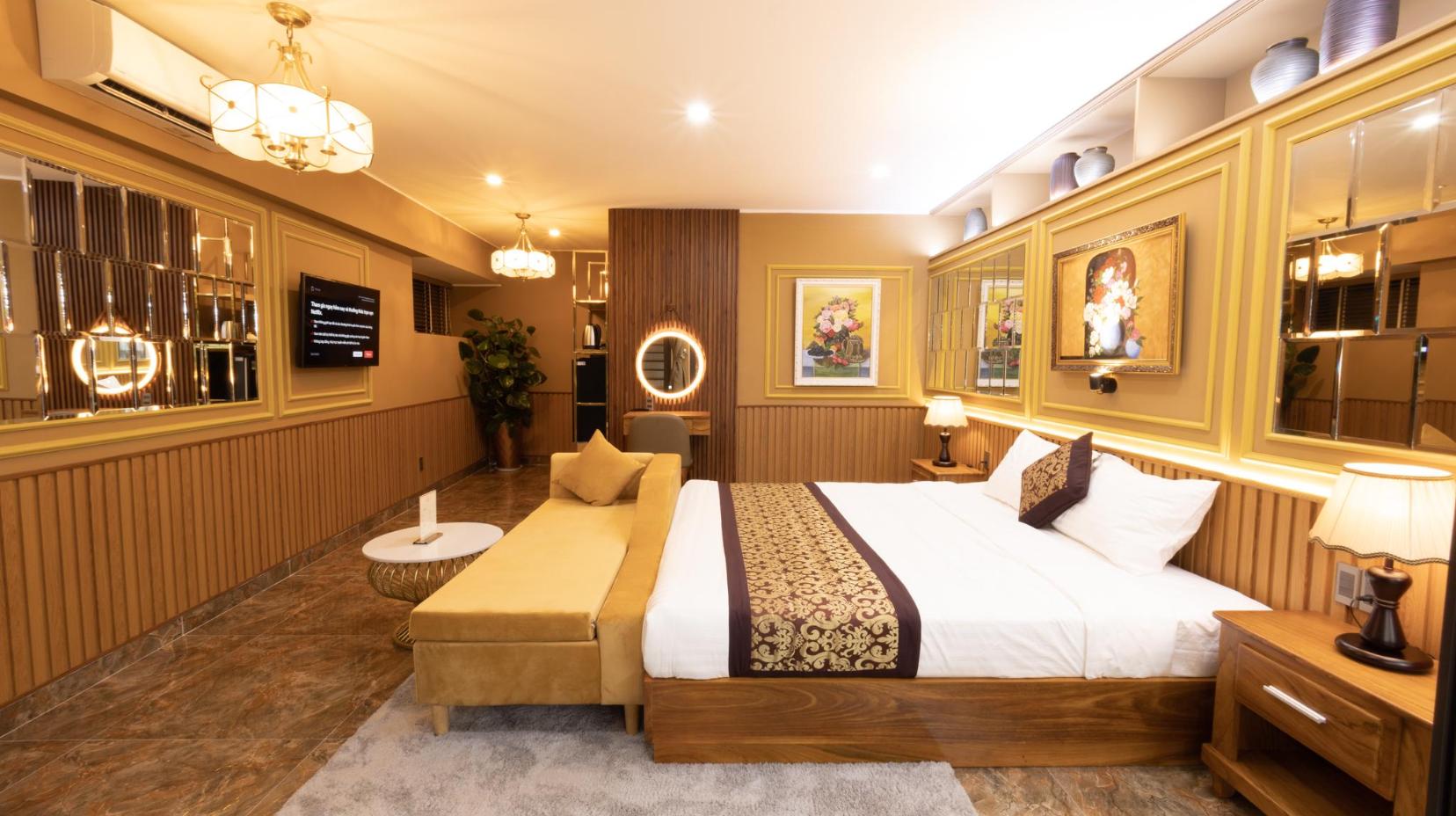 Premium King Room - Non-Smoking - Bedroom