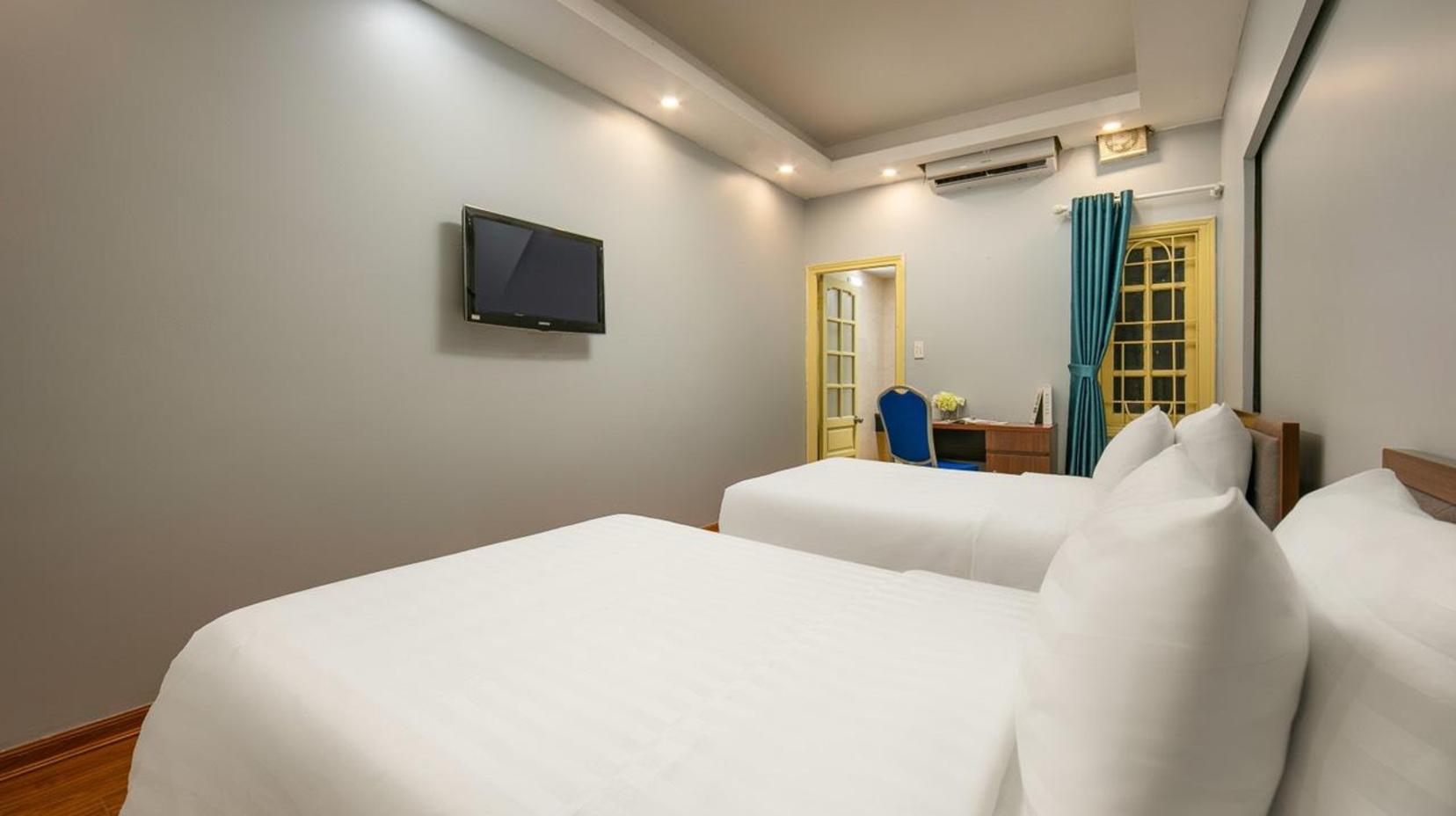 Deluxe Double or Twin Room - View