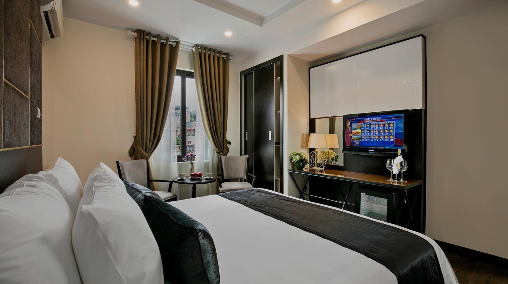 Deluxe City View (Double or Twin) - Bed