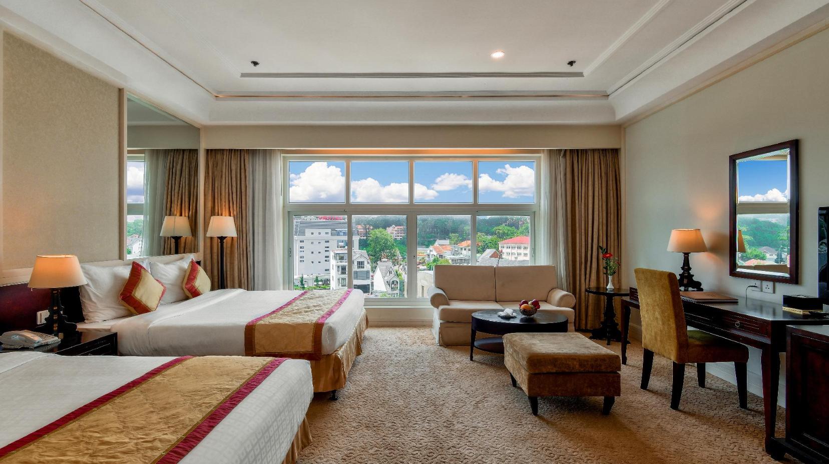 Family Suite City View - Guestroom