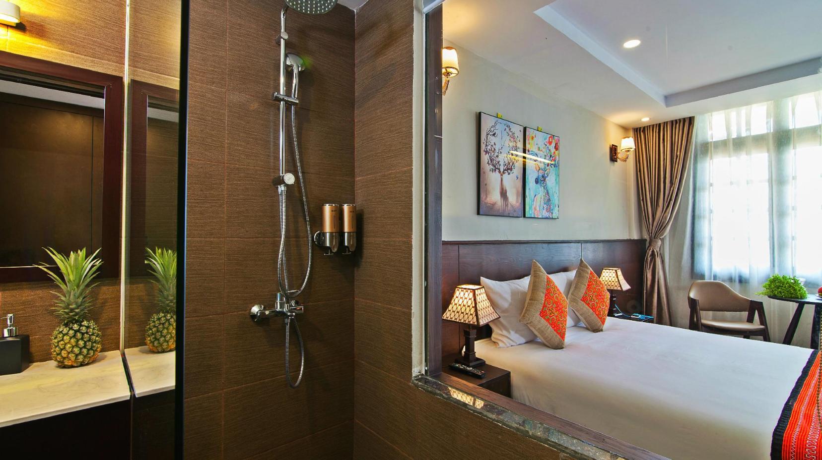 Standard Double Room - Bathroom