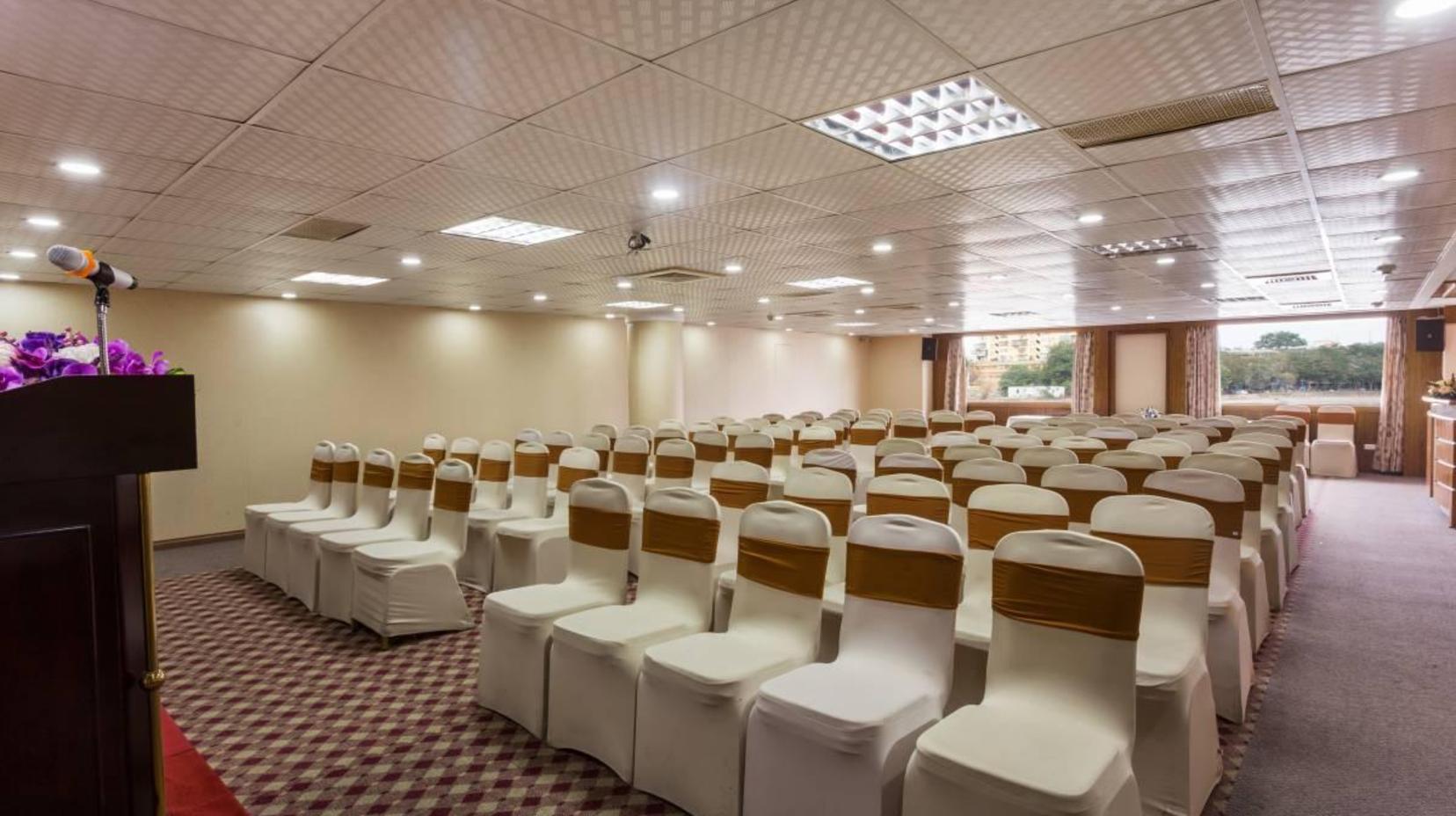 Meeting room / ballrooms