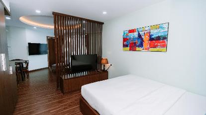 Lake View Family Suite - Guestroom