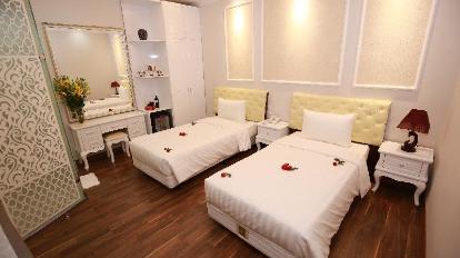 Deluxe Double or Twin Room - Guestroom