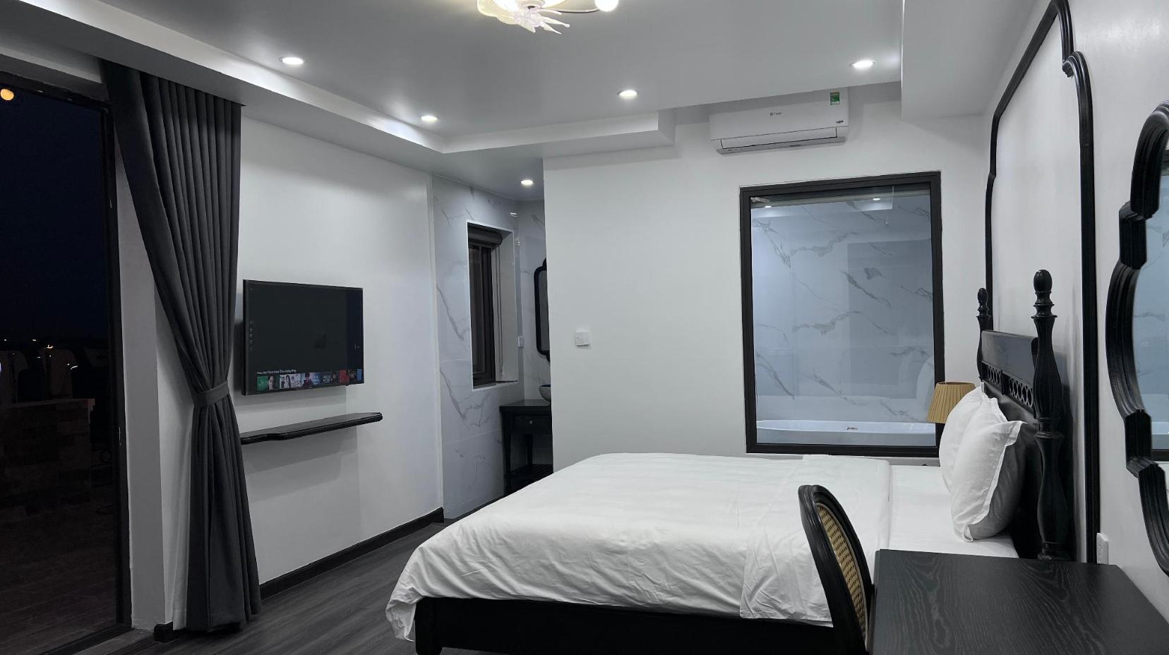 Suite with Lounge Terrace - Bedroom