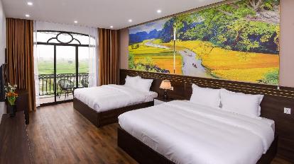 King Room with Private Balcony - Bedroom