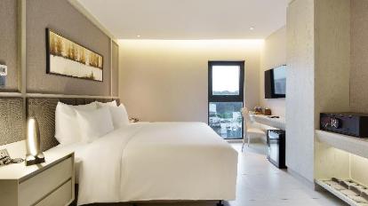 Executive Room - Bed