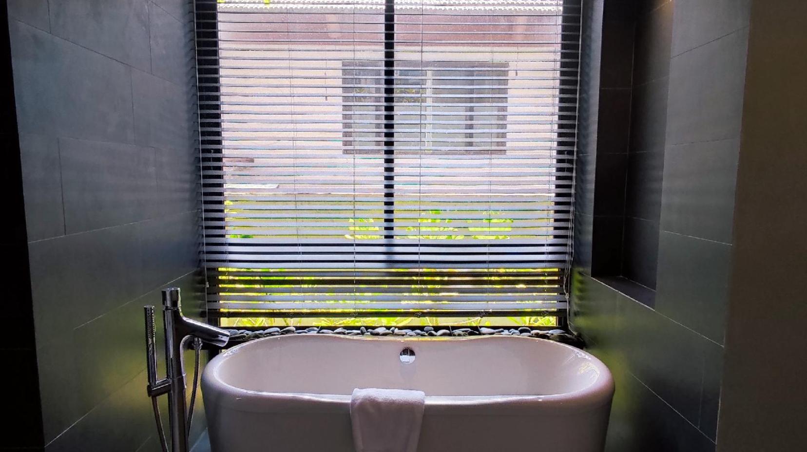 Executive Suite City View - Bathtub