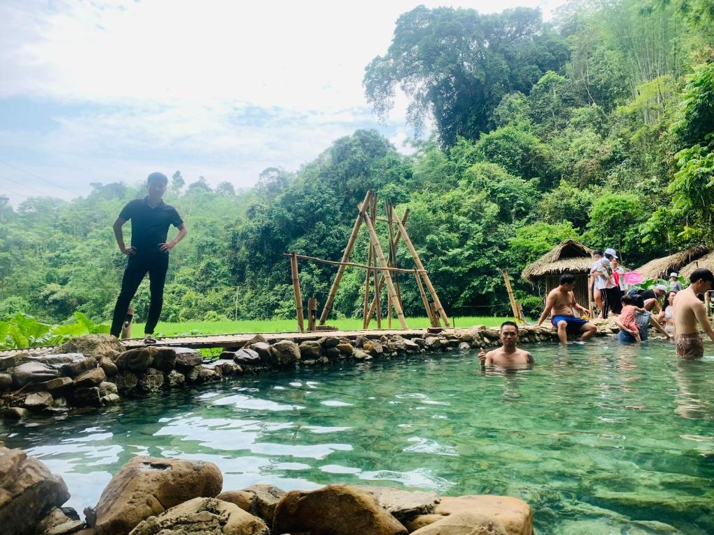 Hot spring bath