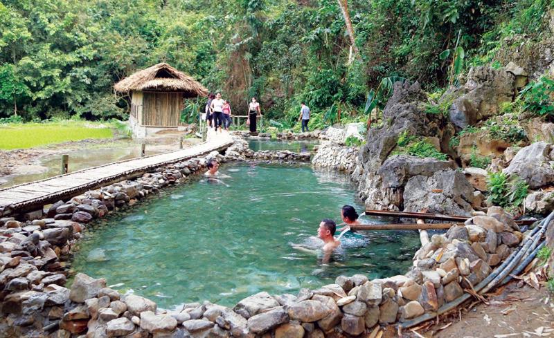 Hot spring bath