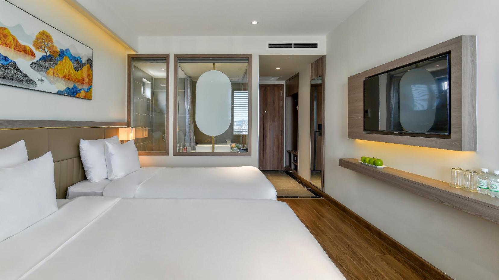 Superior Room - City View - Bed