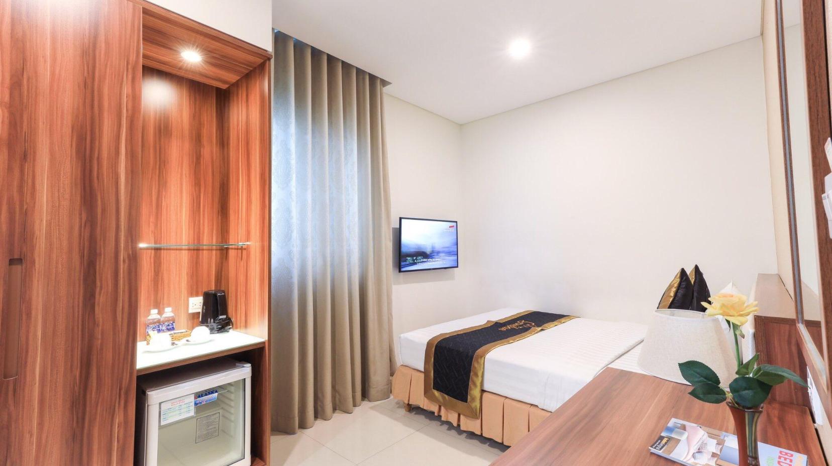 Deluxe Double Room - View