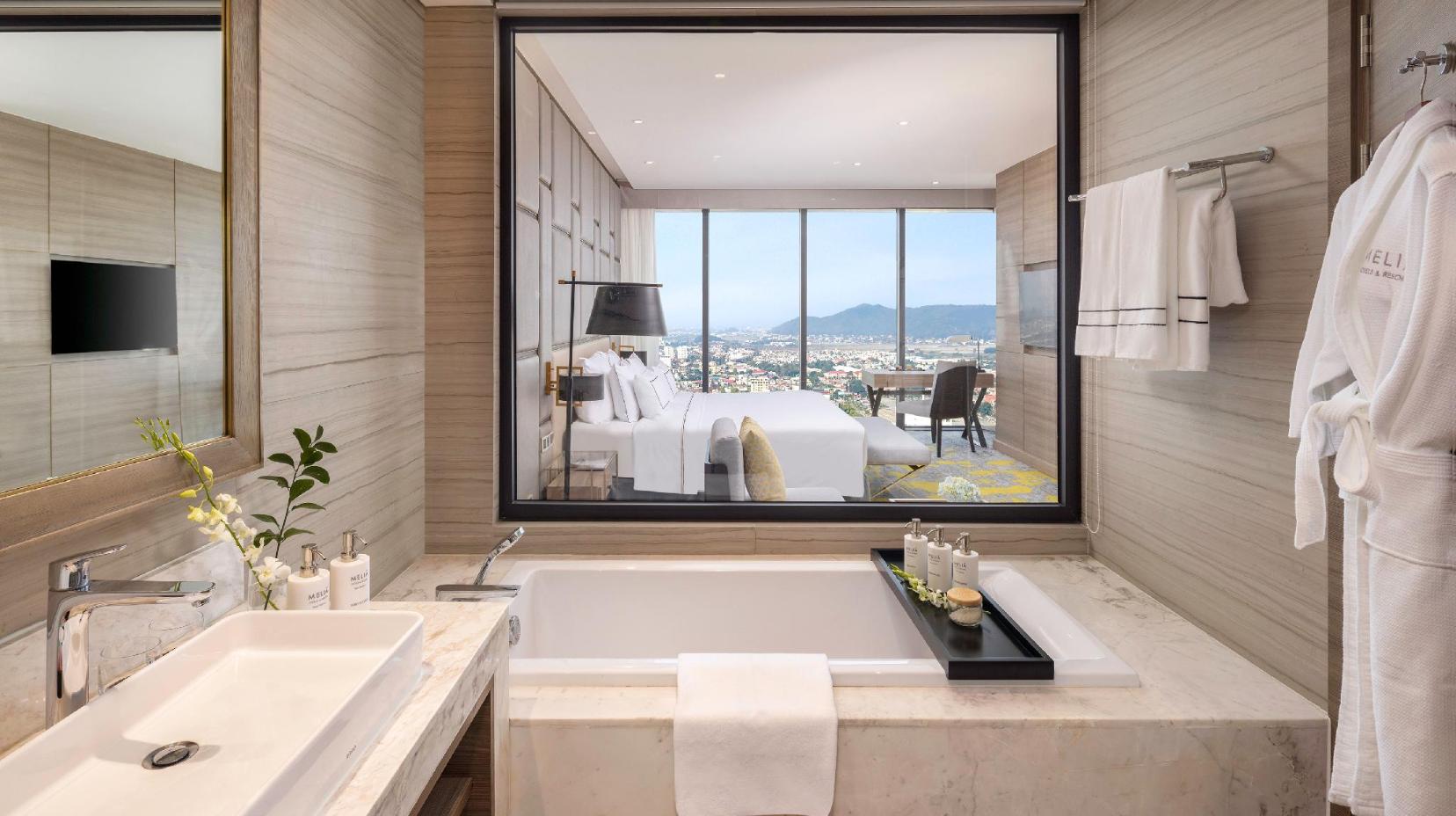 The Level Suite Room - Bathroom