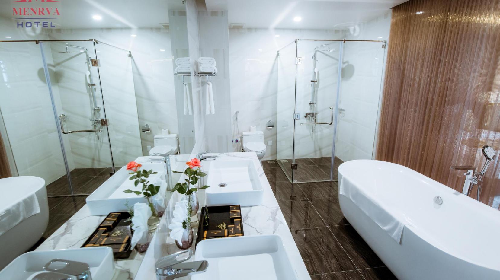 King Suite - Bathroom