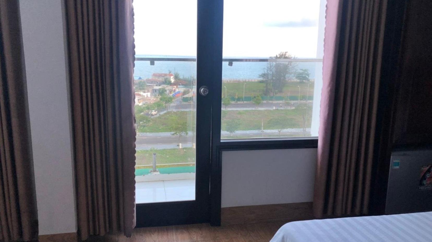 Deluxe Sea View Room