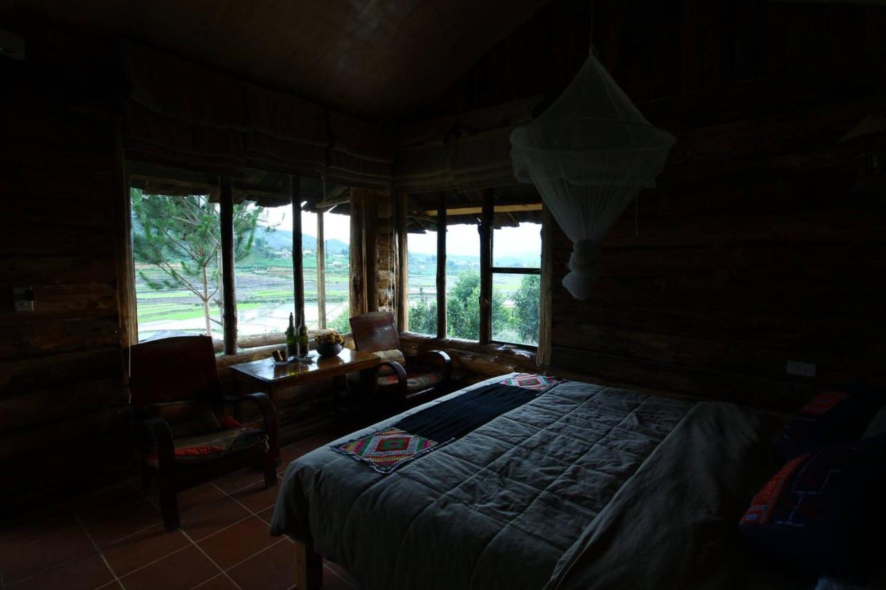 Twin Room with Mountain View