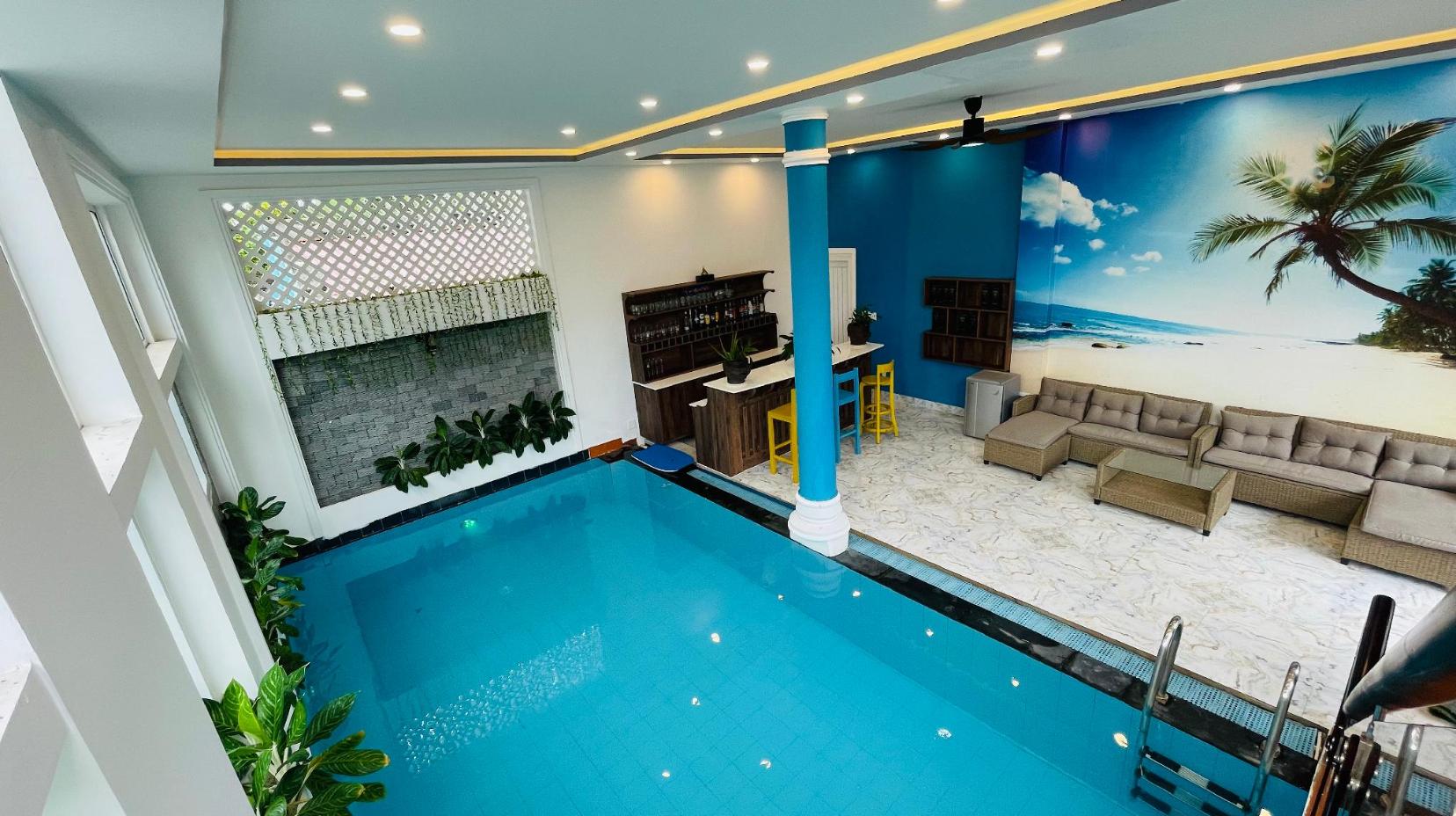 Private pool