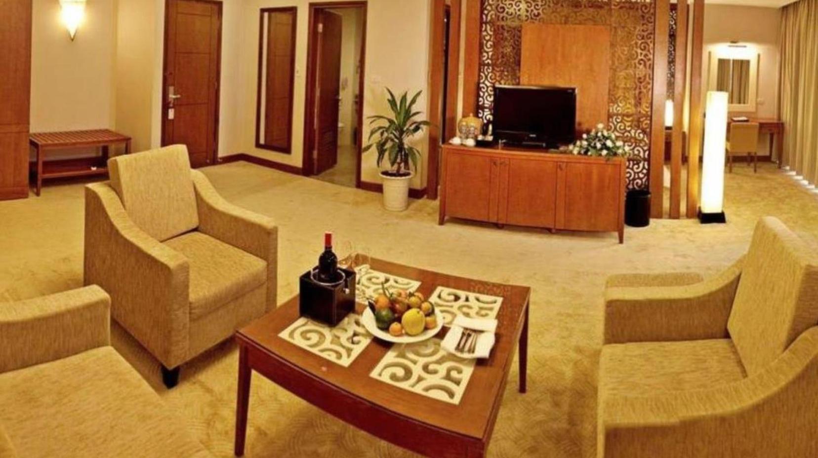 Executive Suite