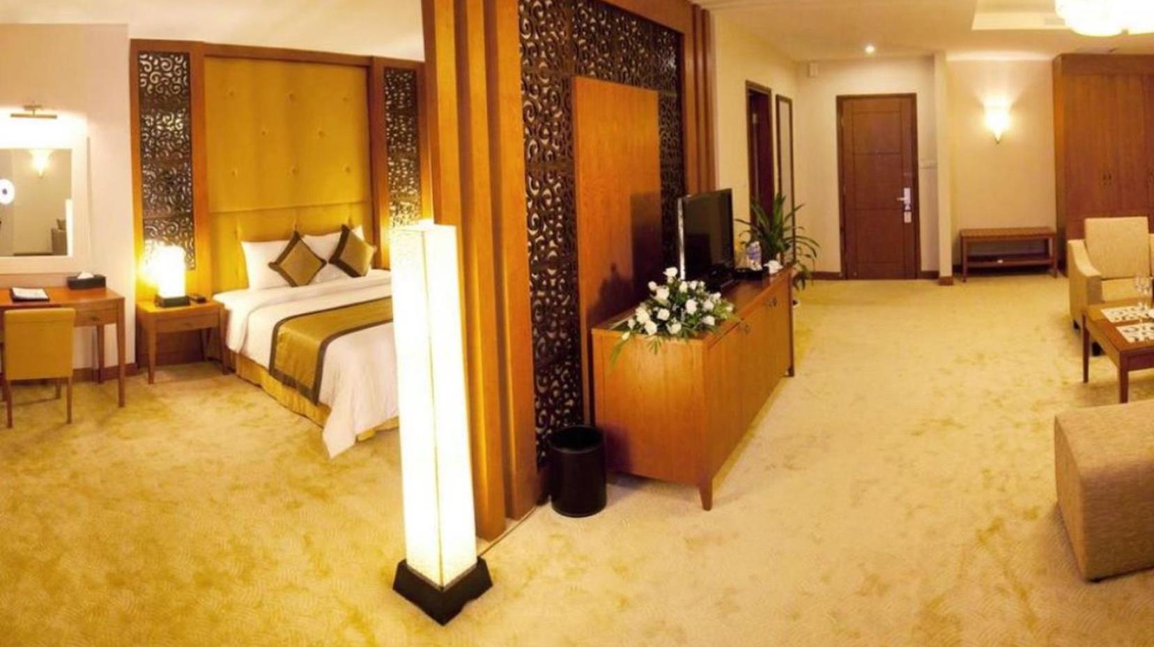 Executive Suite