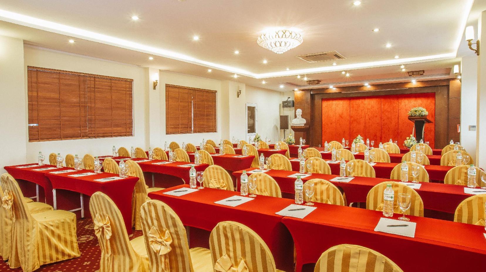 Meeting room / ballrooms