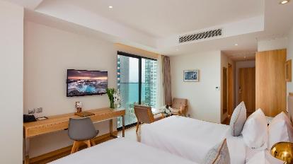 Premium Ocean View Twin Room with Balcony - Bed