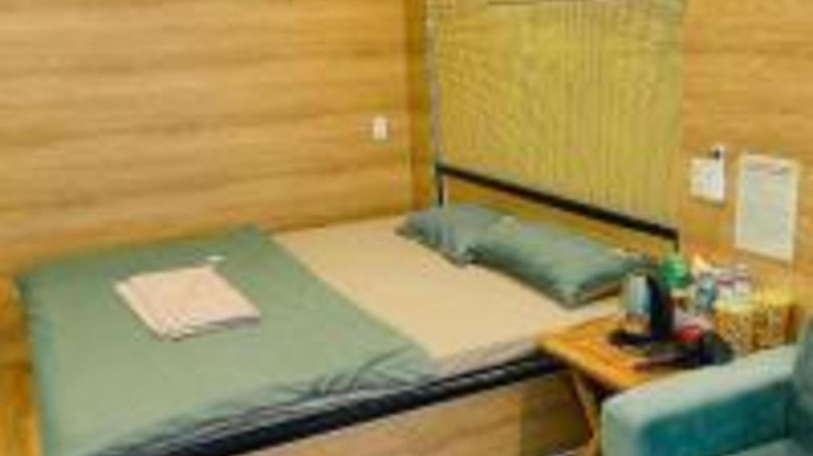 Double Room Deluxe - Bed