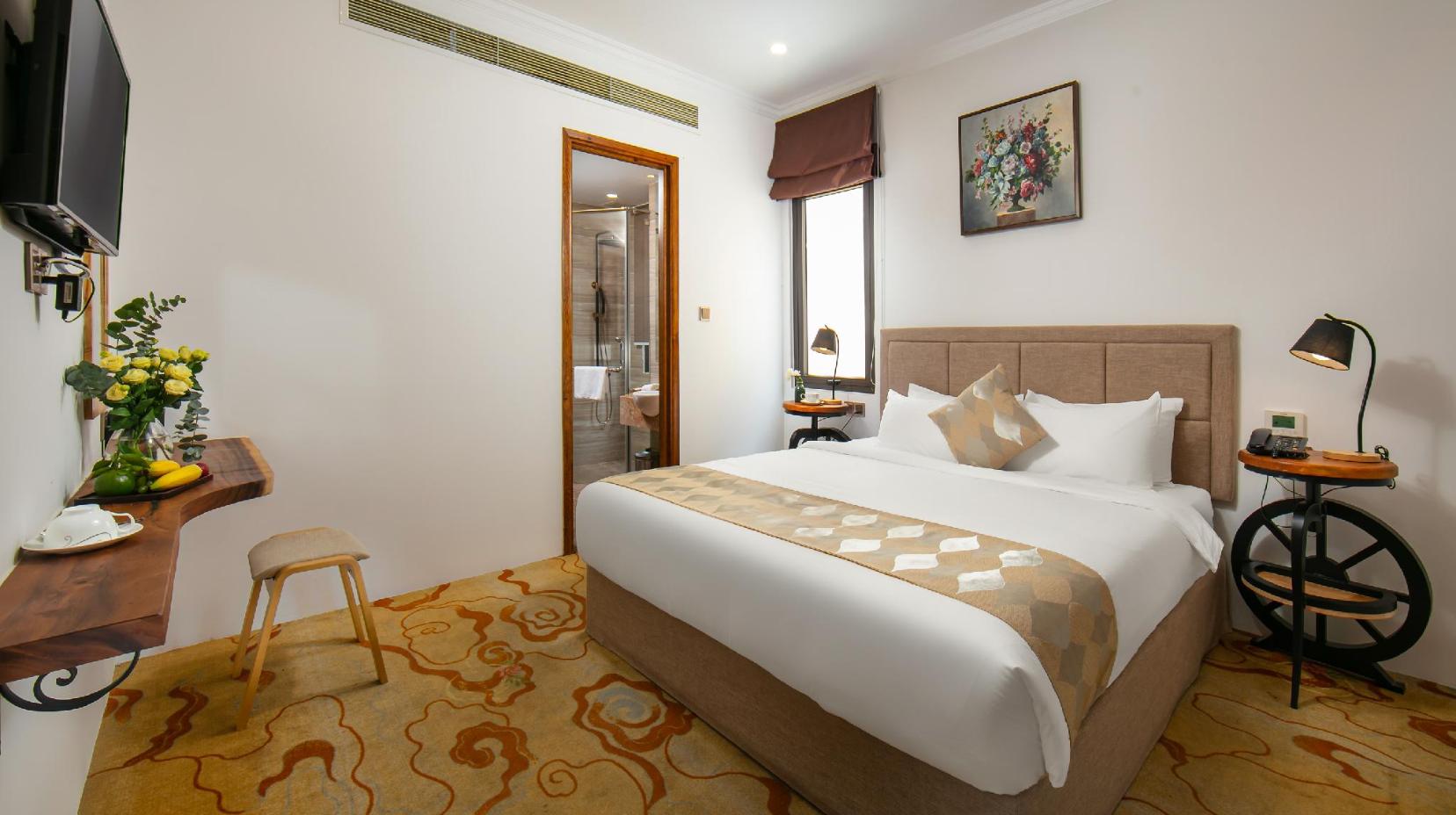 Premium Double Room - Bed