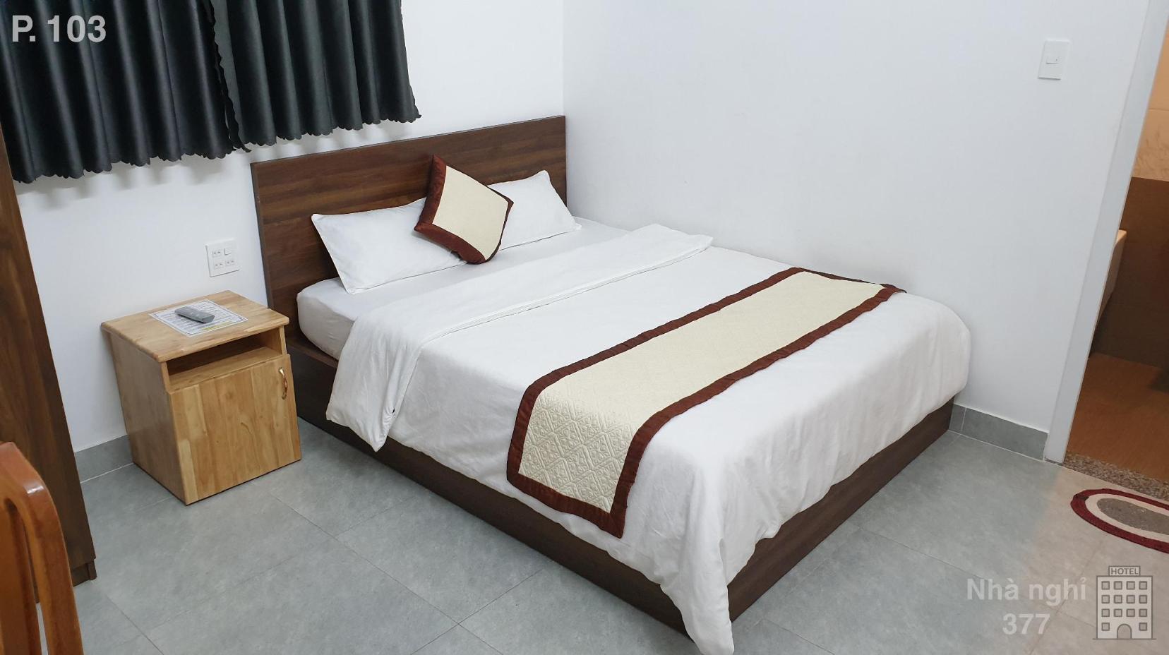 Double Bed Room With Fan - Bed