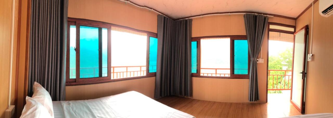 King Room with Lake View