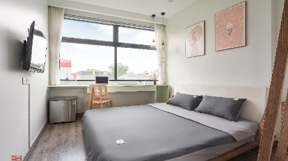 Double Room with Shared Bathroom - Interior view