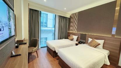 Deluxe Twin Room - View