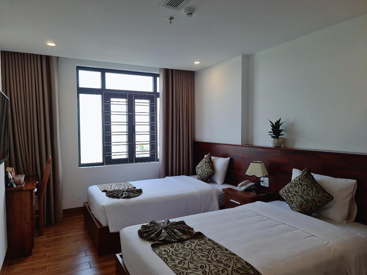 Twin Room with Sea View