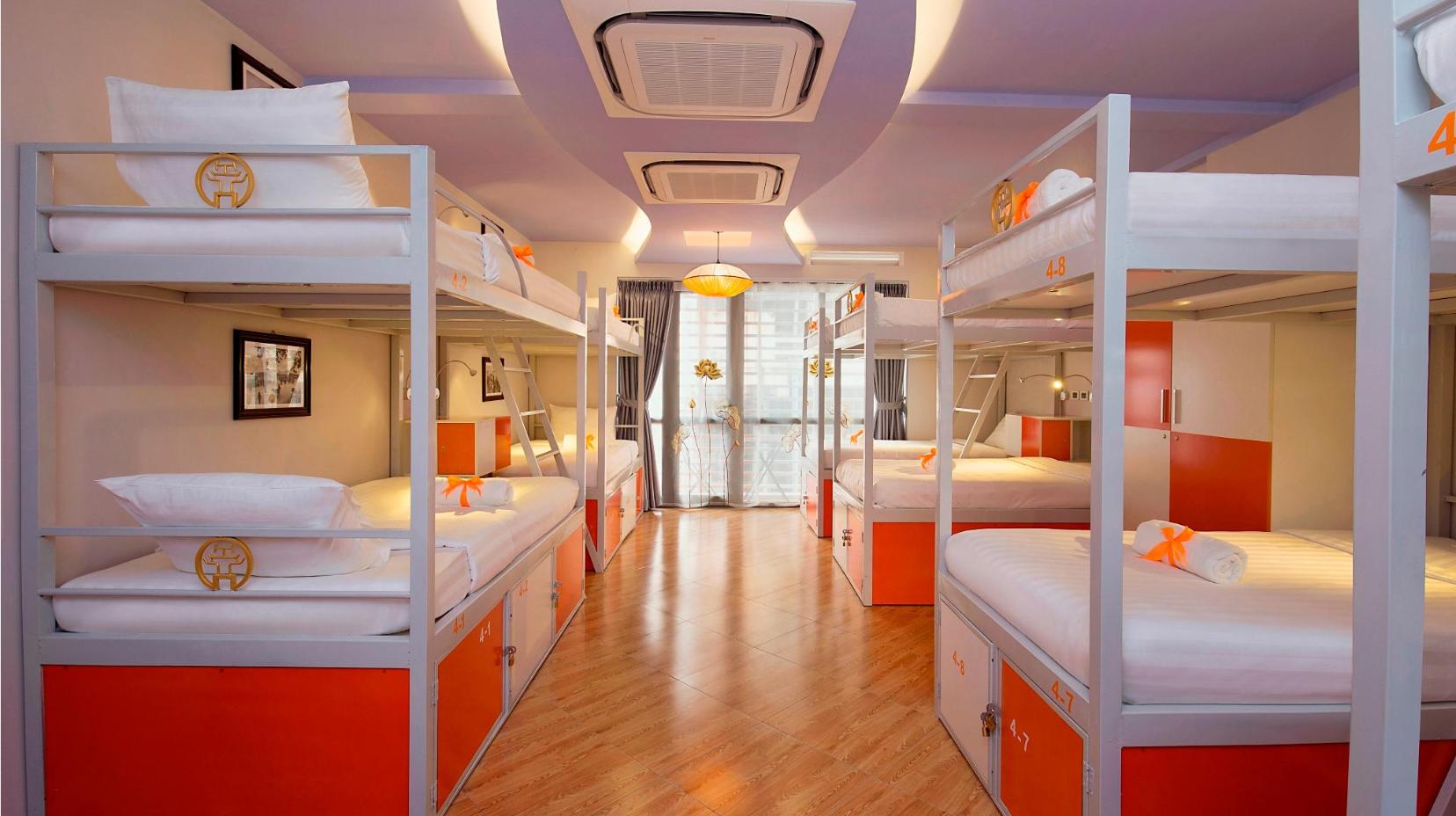 10 People in 10-Bed Dormitory - Mixed - Guestroom